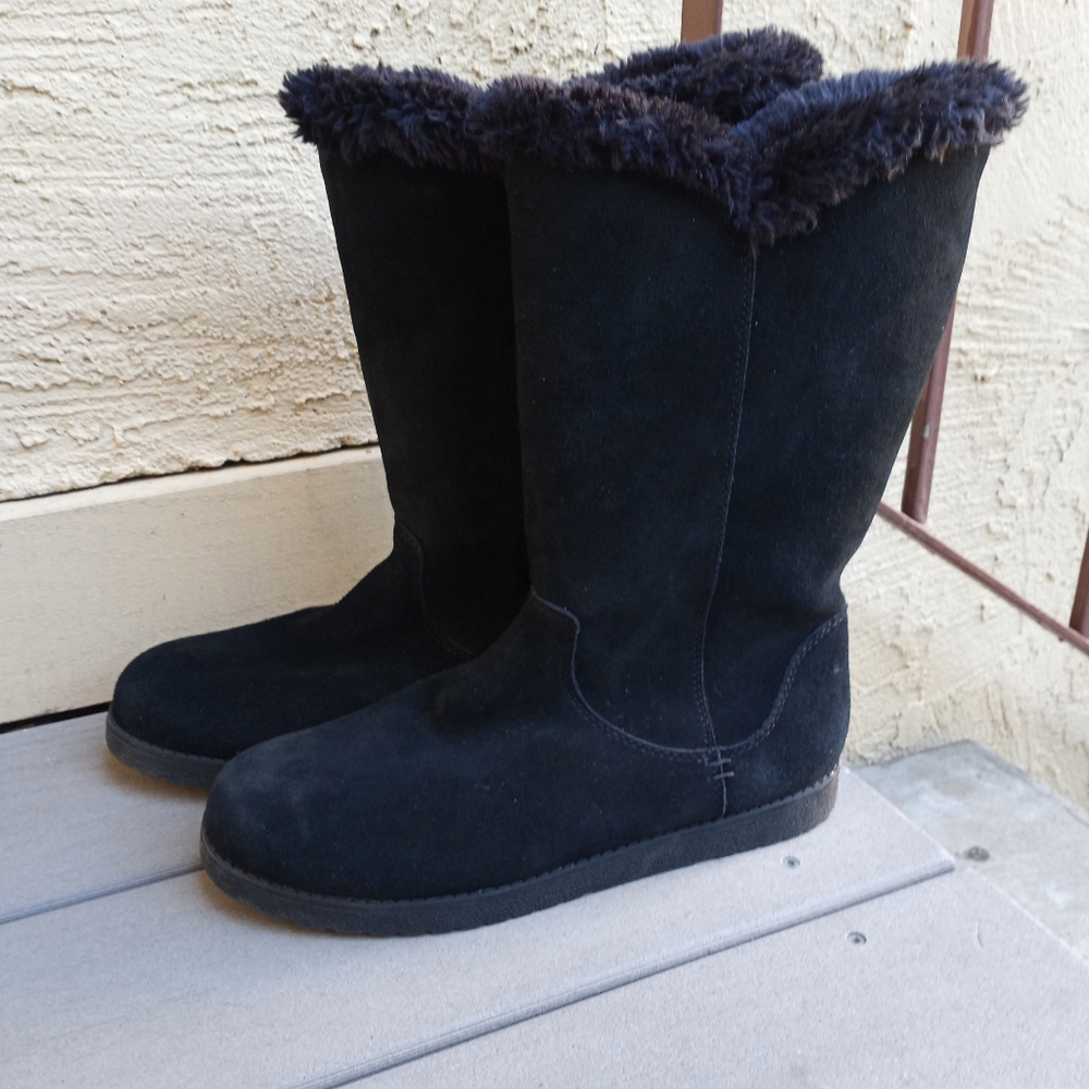 NWOT Boots